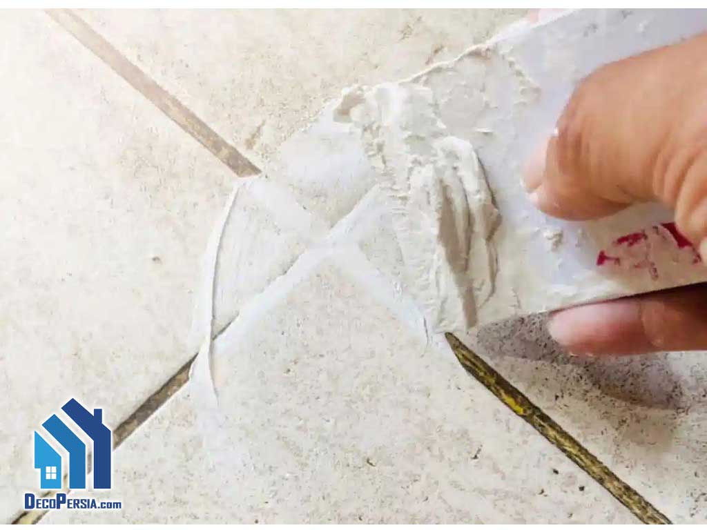استفاده از چسب جهت ترمیم کاشی ها